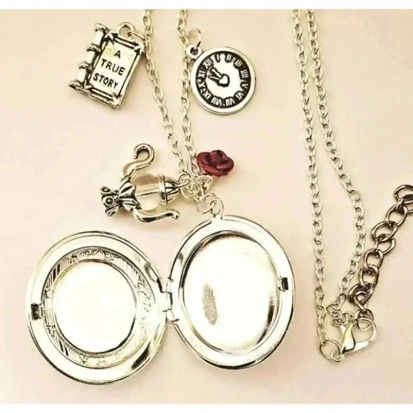Once Upon A Time True Love Necklace - Picture 2 of 2
